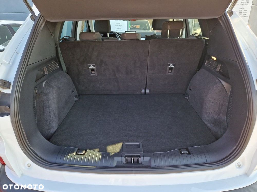 Ford Kuga - 12