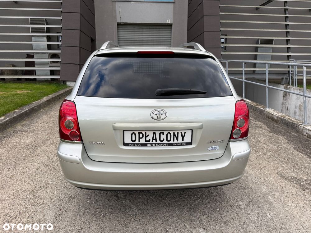 Toyota Avensis 1.8 VVT-i Combi Sol - 6