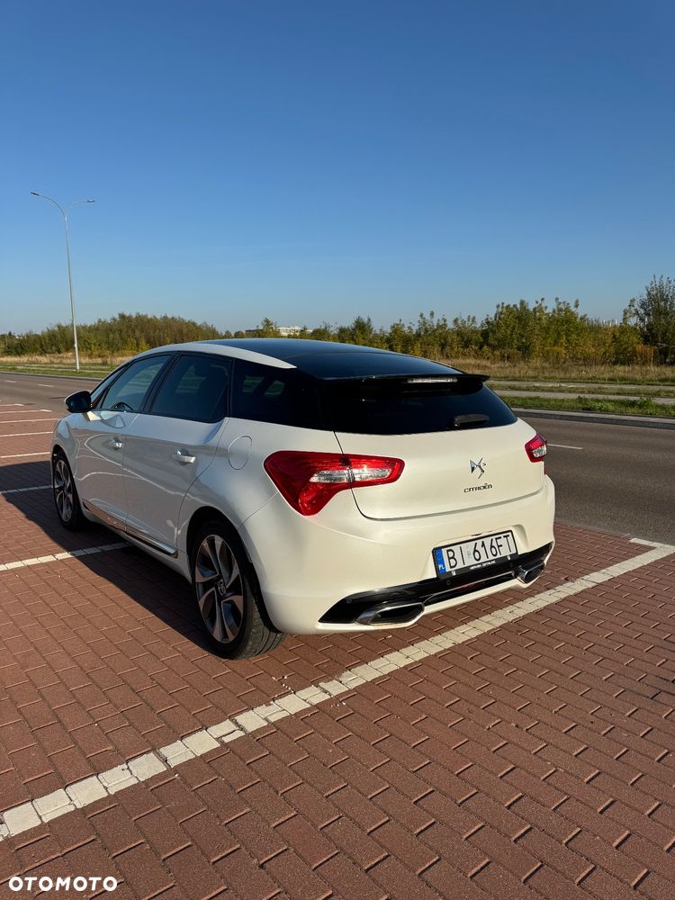 Citroën DS5 1.6 THP SportChic - 5