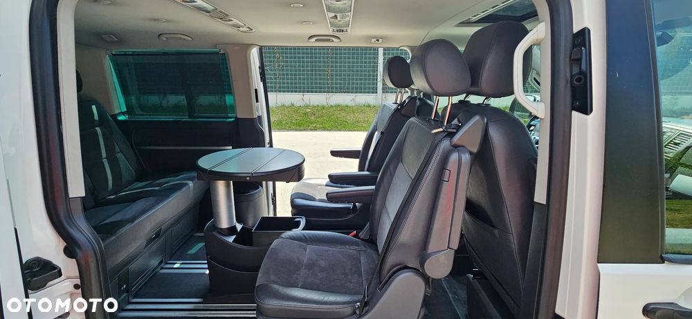 Volkswagen Multivan - 7