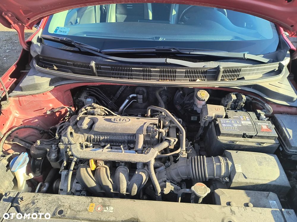 Kia Stonic 1.4 L - 14