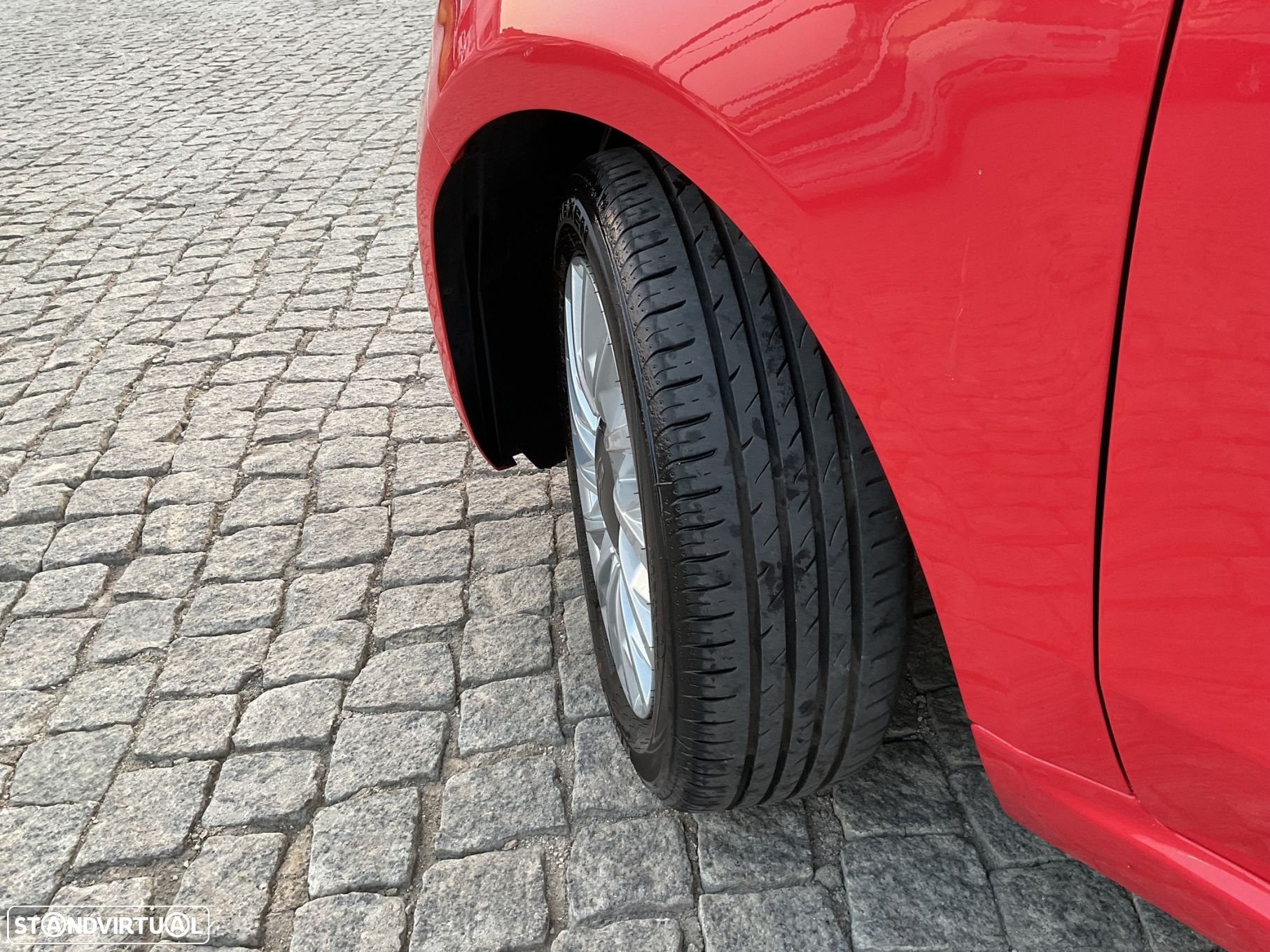 Fiat 500 1.0 Hybrid Lounge - 14