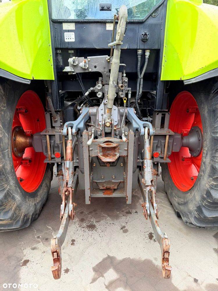 Claas Arion 630C - 13