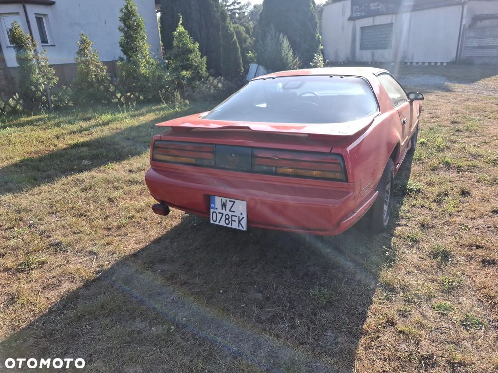 Pontiac Firebird - 3