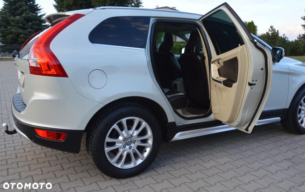 Volvo XC 60 - 36