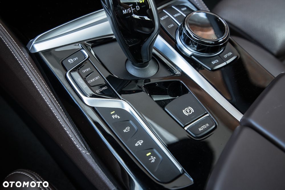 BMW Seria 6 640i xDrive Edycja M Sport - 17
