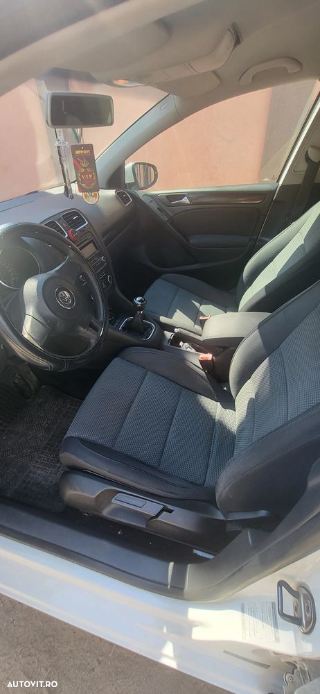 Volkswagen Golf 1.6 TDI DPF 4Motion Comfortline - 6