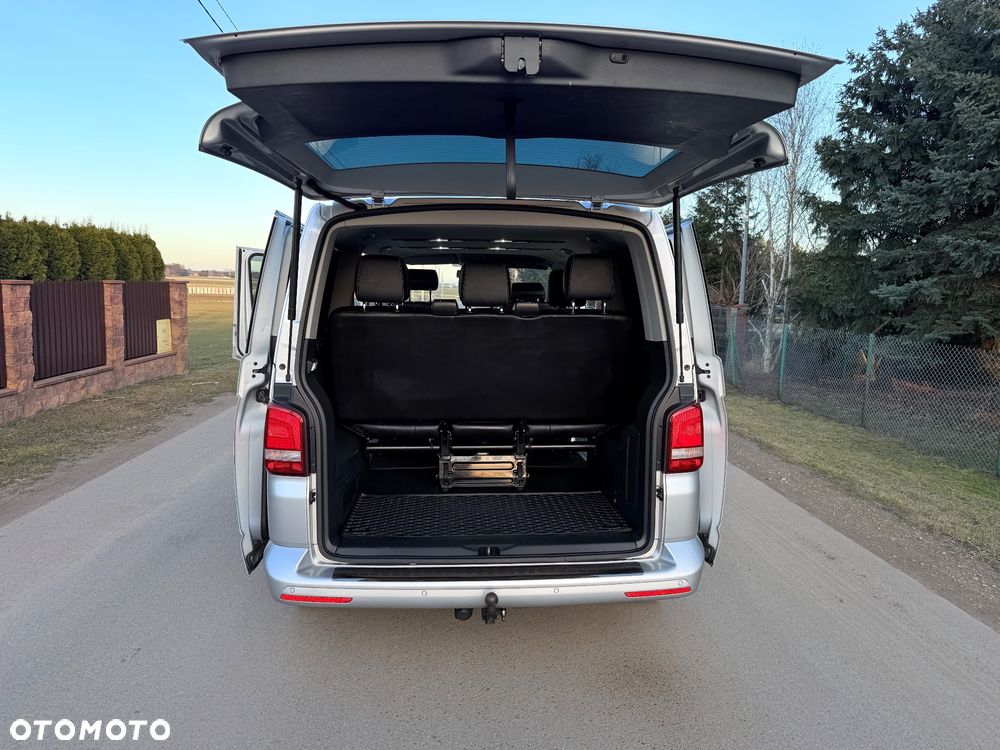 Volkswagen Caravelle - 15