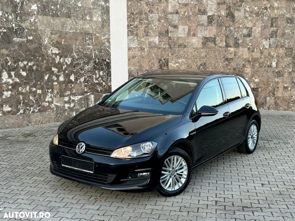 Volkswagen Golf 1.2 TSI BlueMotion Technology Cup - 1