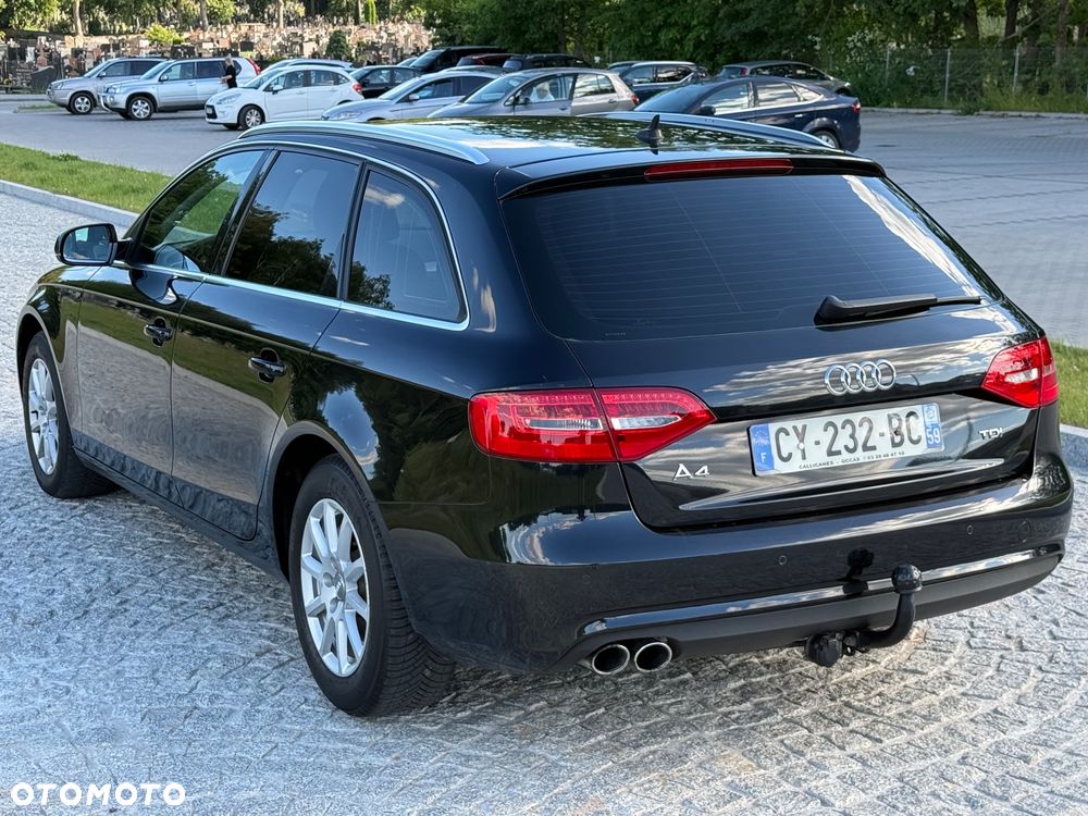 Audi A4 Avant - 11