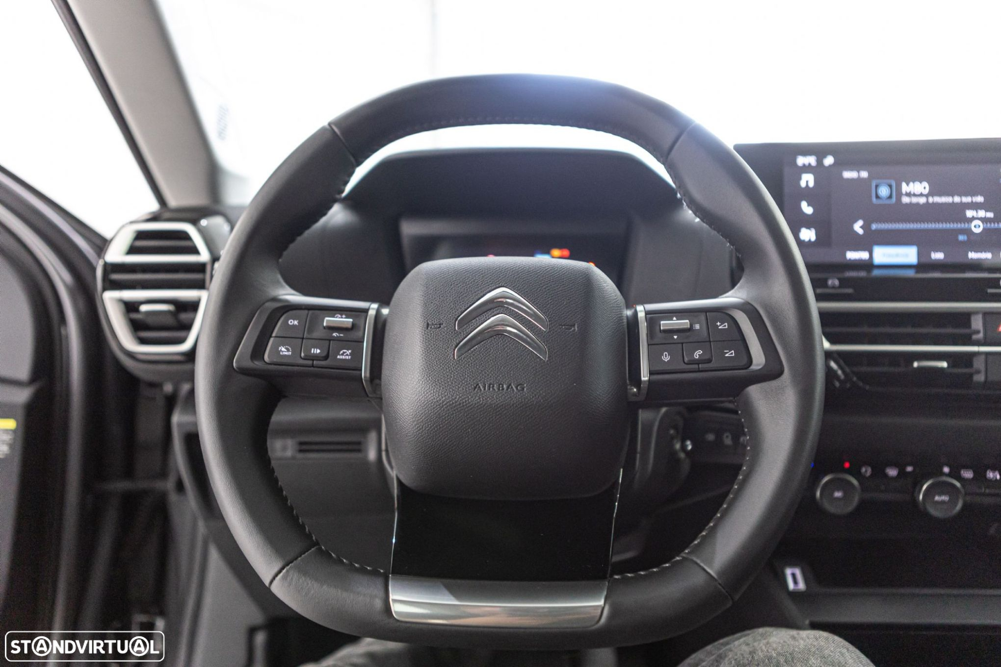 Citroën e-C4 50 kWh YOU - 24