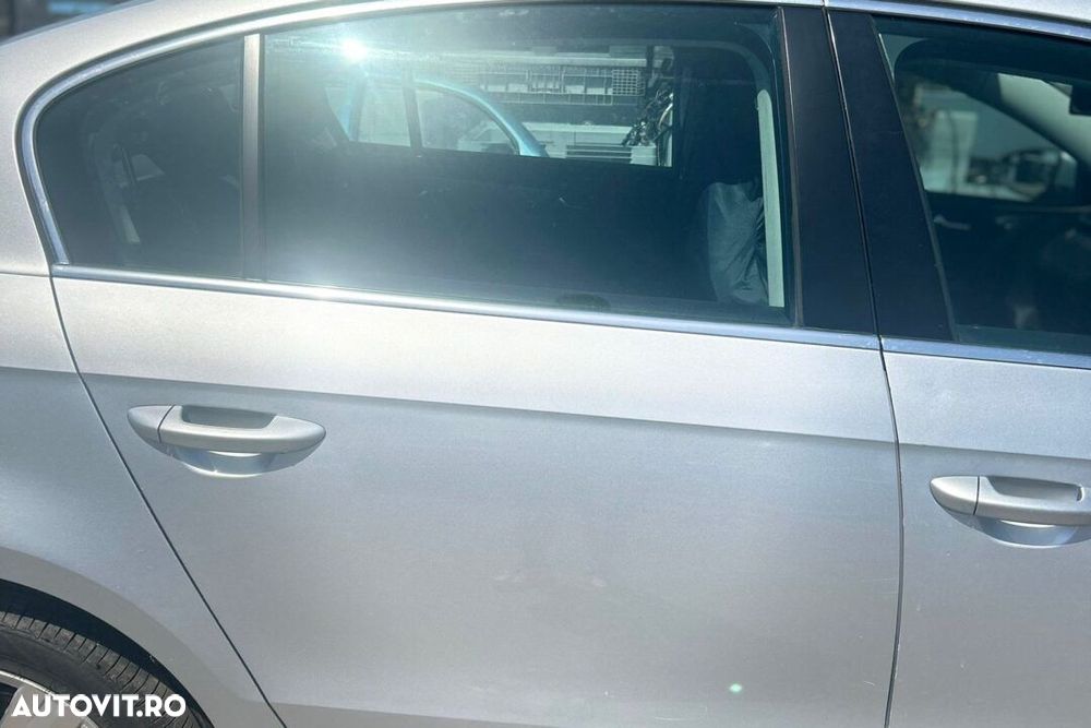 USA DREAPTA SPATE VW PASSAT B7 – AN 2011 - 1