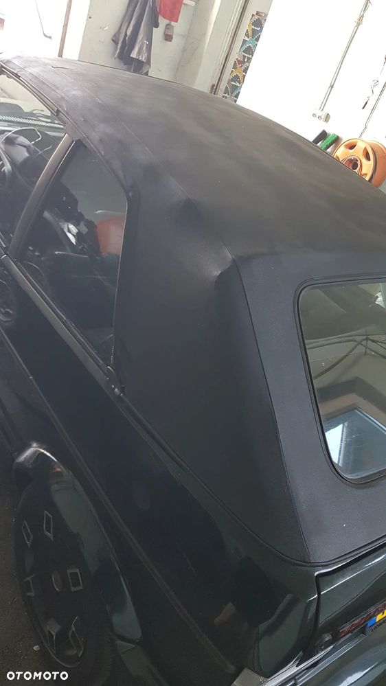 Volkswagen Golf 1.6 GTI - 21