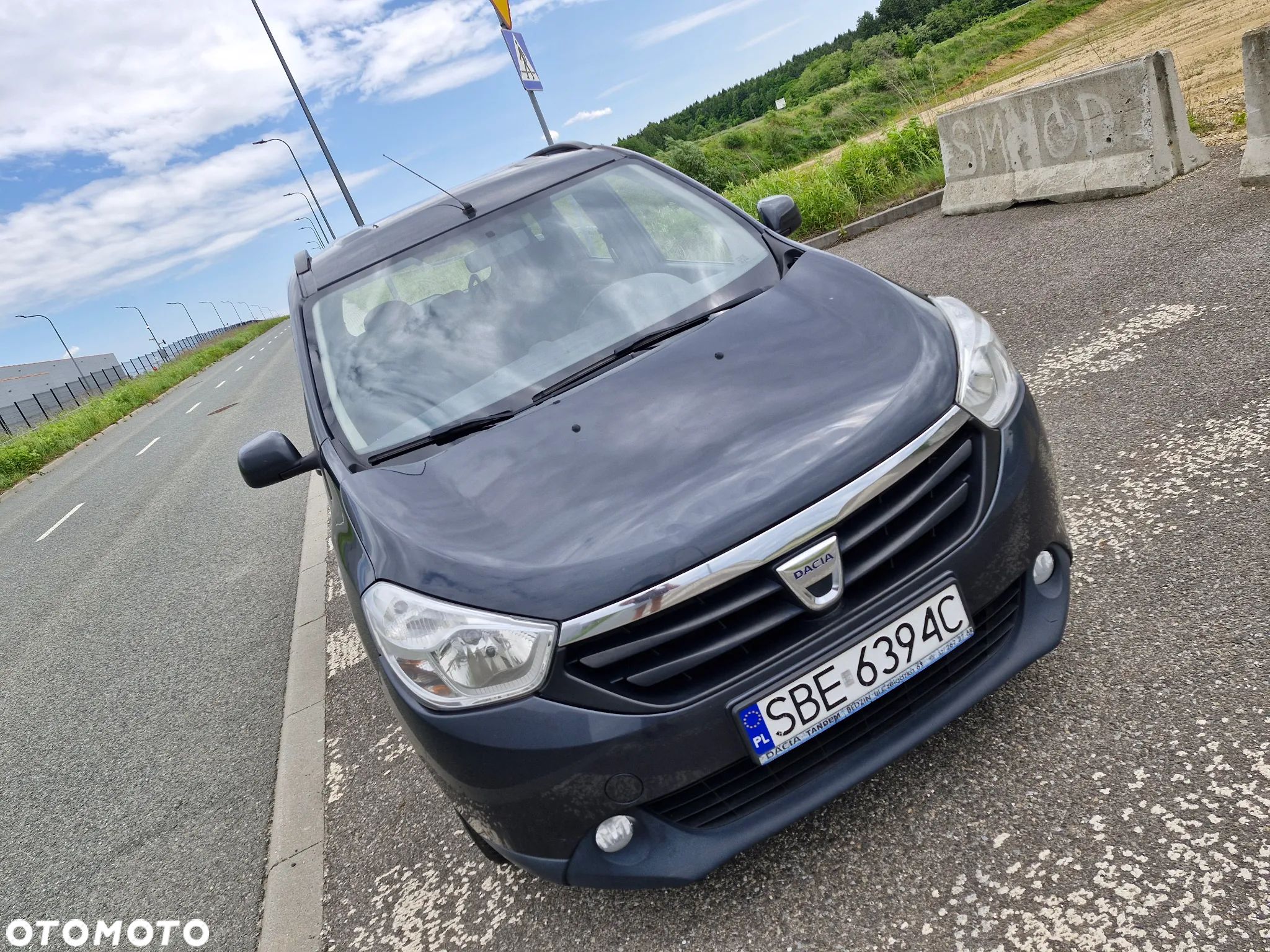 Dacia Lodgy 1.6 SCe Ambiance S&S - 1