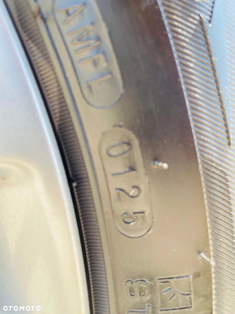 Kia Ceed 1.6 GDI ISG UEFA EURO 2016 - 25