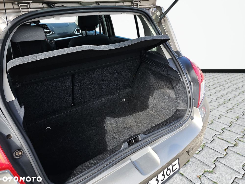 Renault Clio 1.2 16V Alize - 15