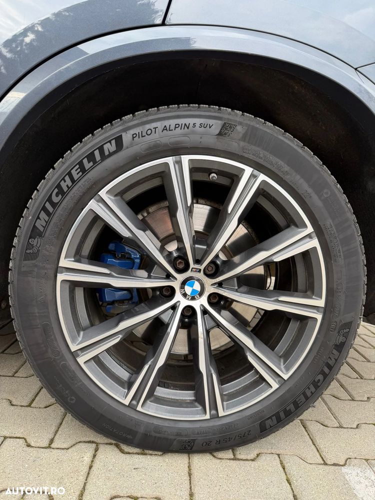 BMW X5 xDrive45e - 32