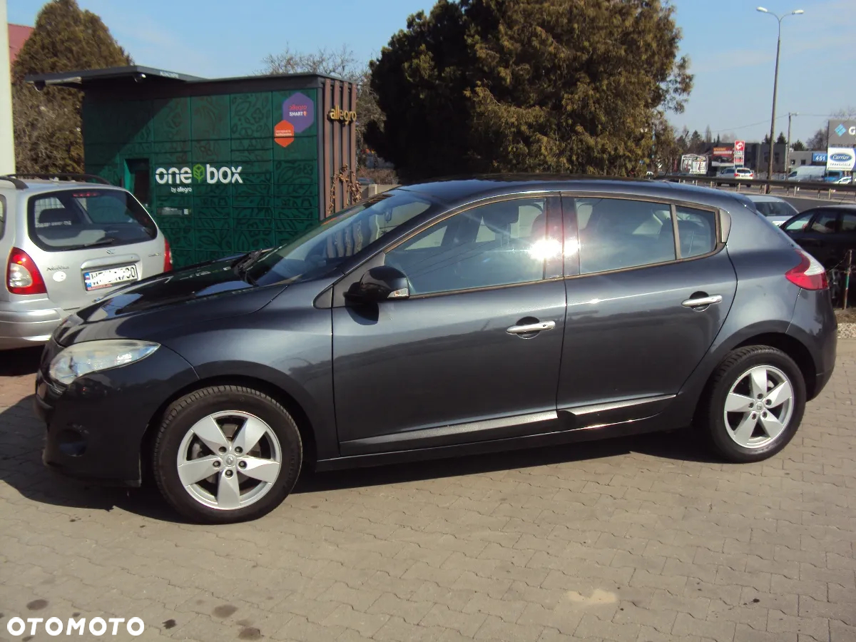 Renault Megane Grandtour 2.0 140 CVT Luxe - 3