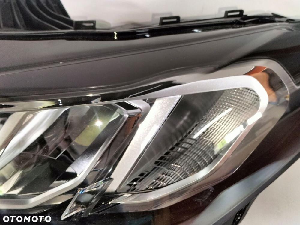 Lampa przednia lewa BMW 2 U06 ACTIVE TOURER 21- - 4