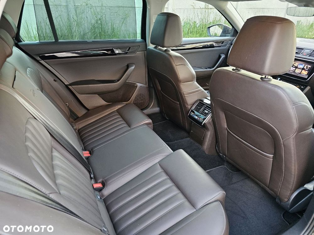 Skoda Superb 2.0 TDI 4x4 L&K DSG - 31
