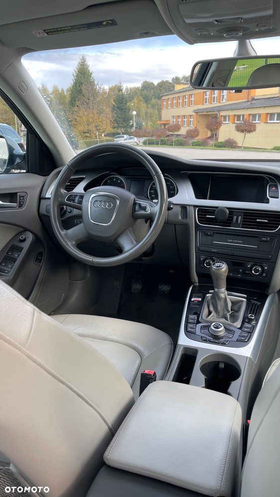 Audi A4 - 12