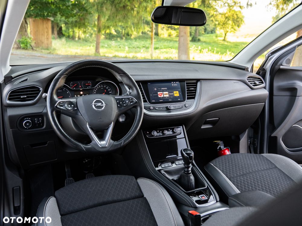 Opel Grandland X 1.2 Start/Stop Business INNOVATION - 27