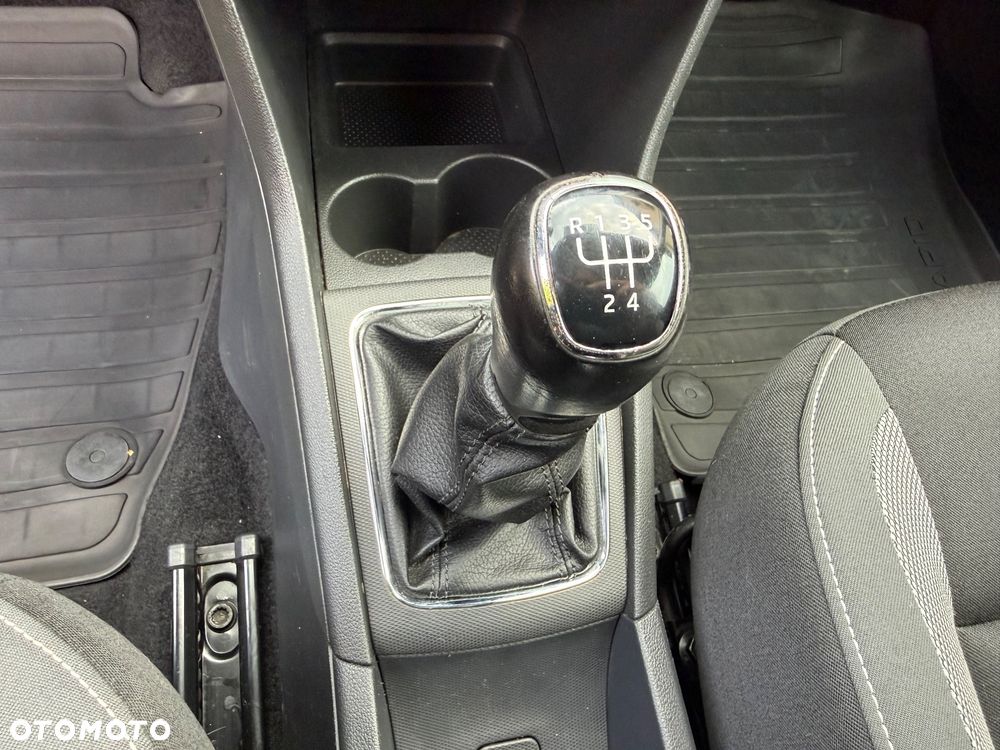 Skoda RAPID 1.0 TSI Clever - 23