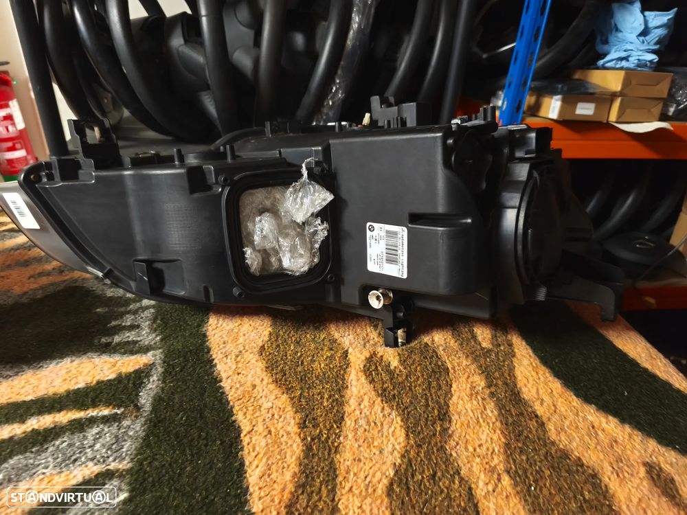 Conjunto de faróis bi-xenon direcional BMW X5 E70 lci - 8
