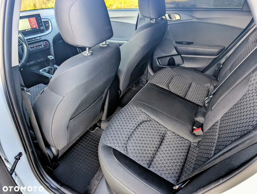 Kia Ceed 1.6 CRDi SCR L - 9