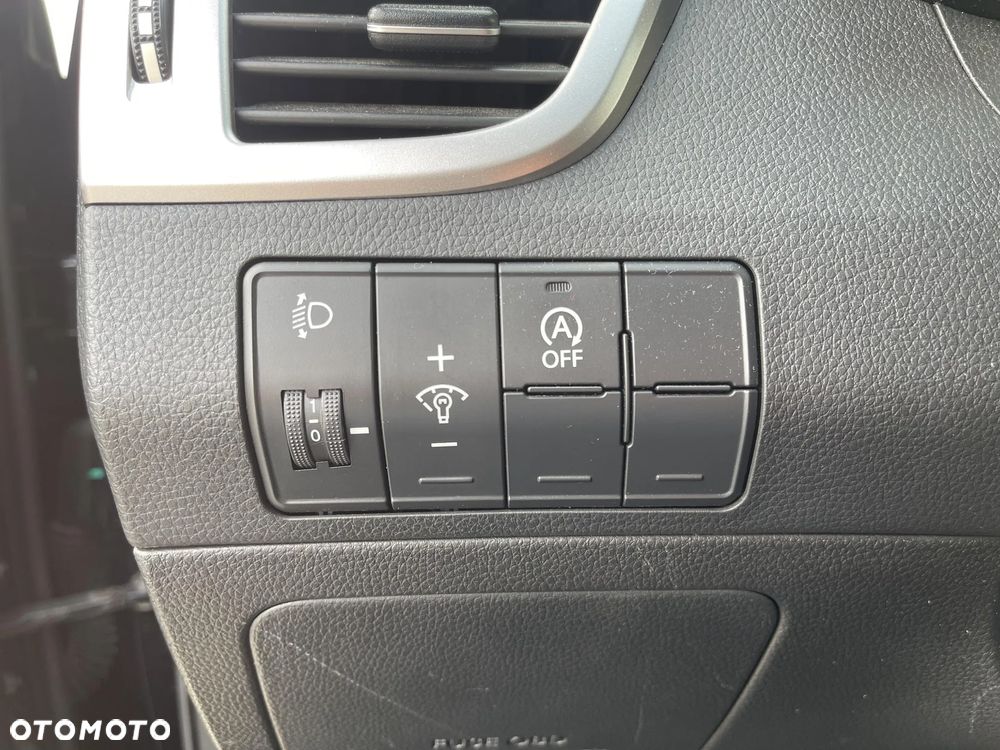 Hyundai i30 1.4 Comfort - 21