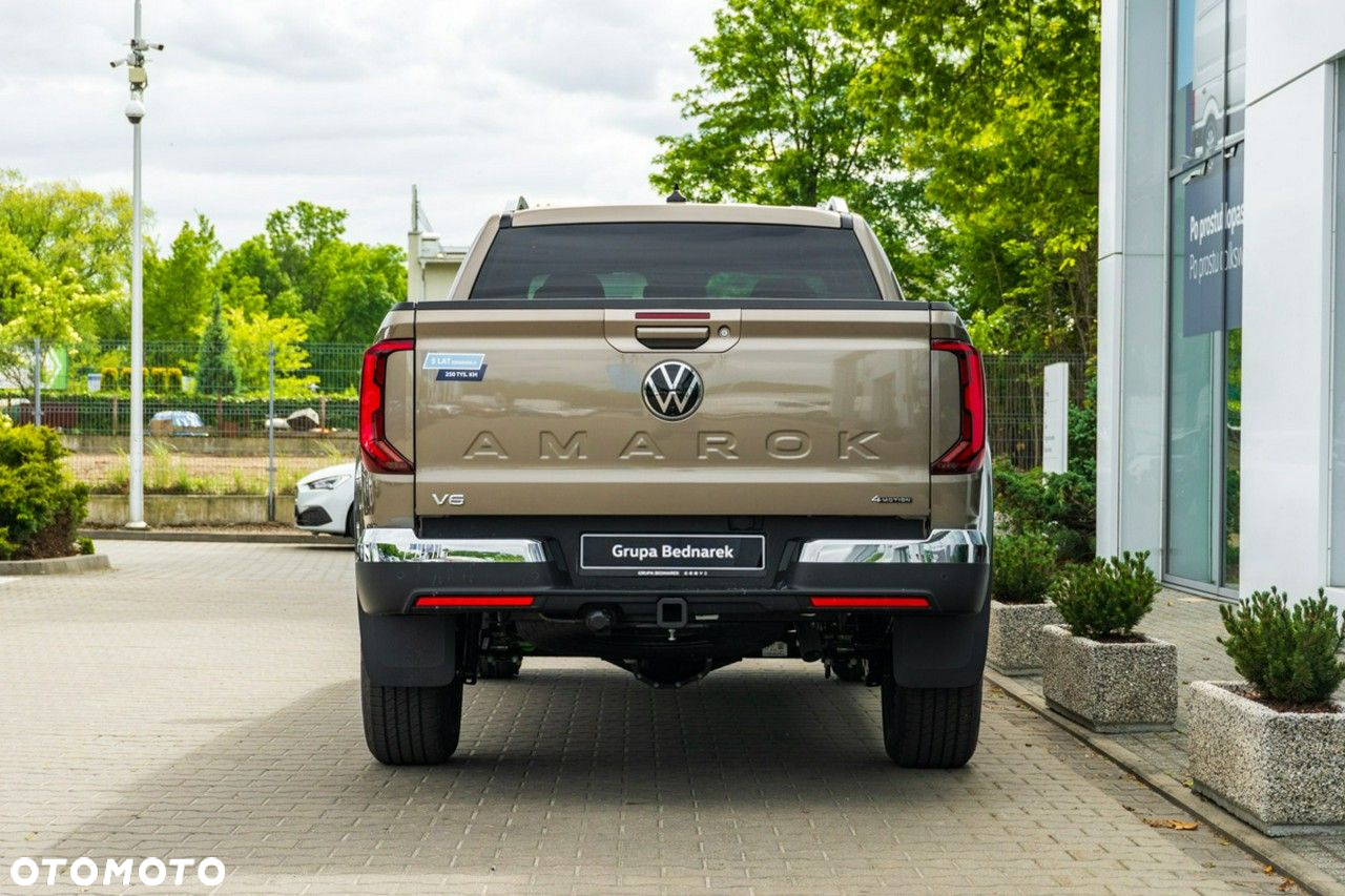 Volkswagen Amarok - 7