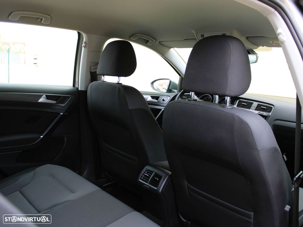 VW Golf 1.6 TDI Confortline - 56