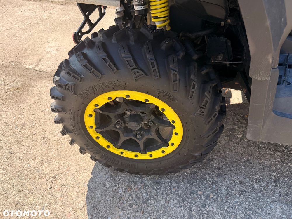 Can-Am Outlander Max - 12