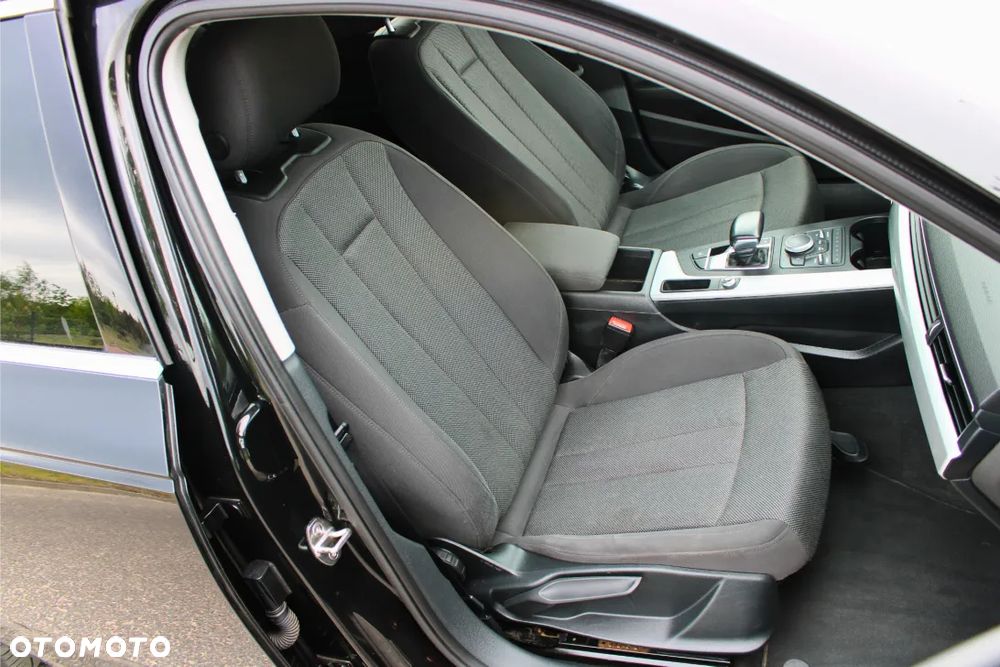 Audi A4 Avant 2.0 TDI S tronic - 21