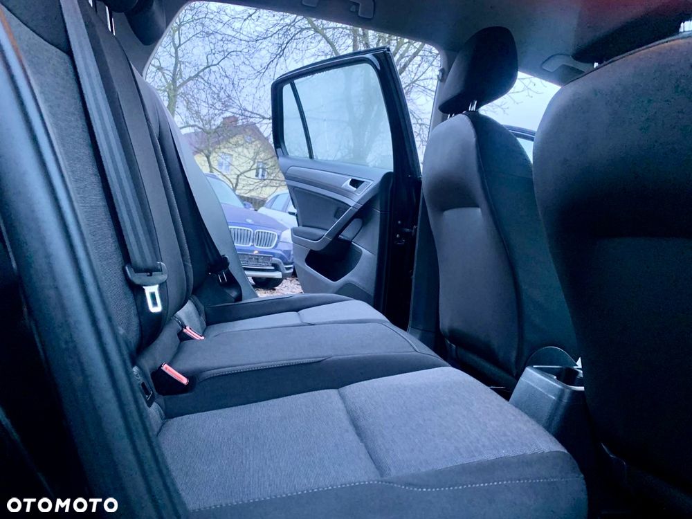 Volkswagen Golf 1.2 TSI BMT Trendline - 17