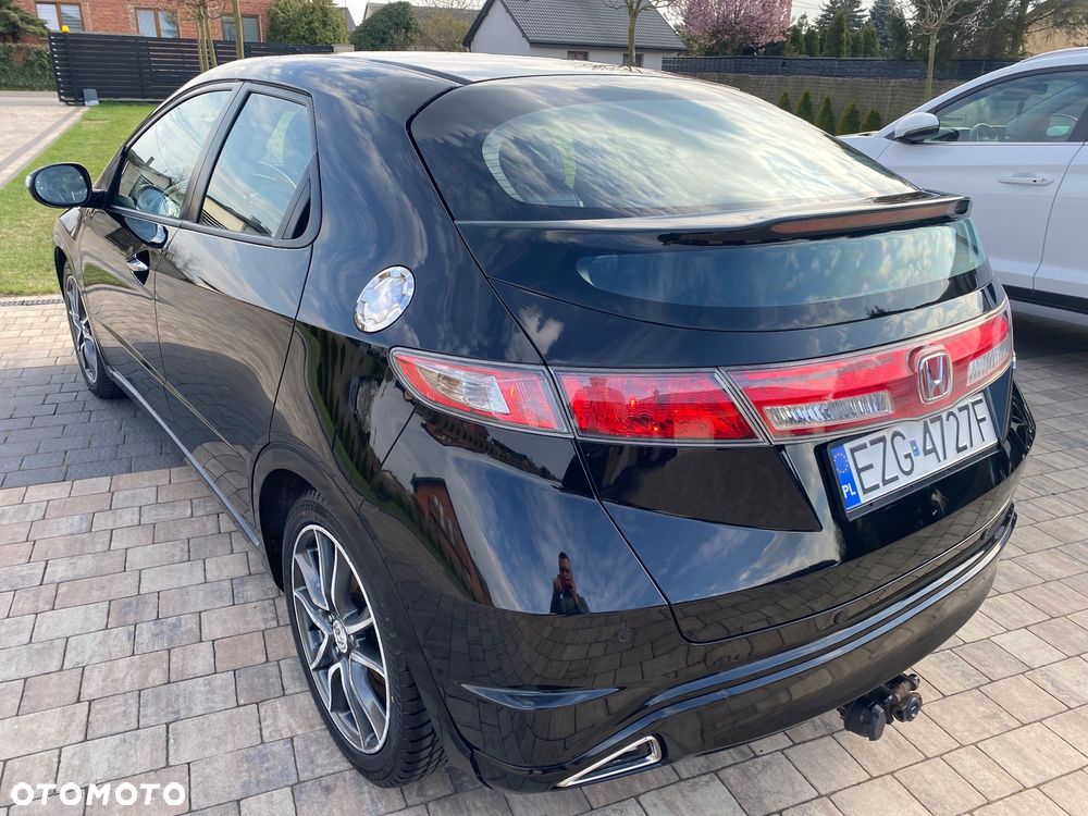 Honda Civic 1.8 Executive - 32