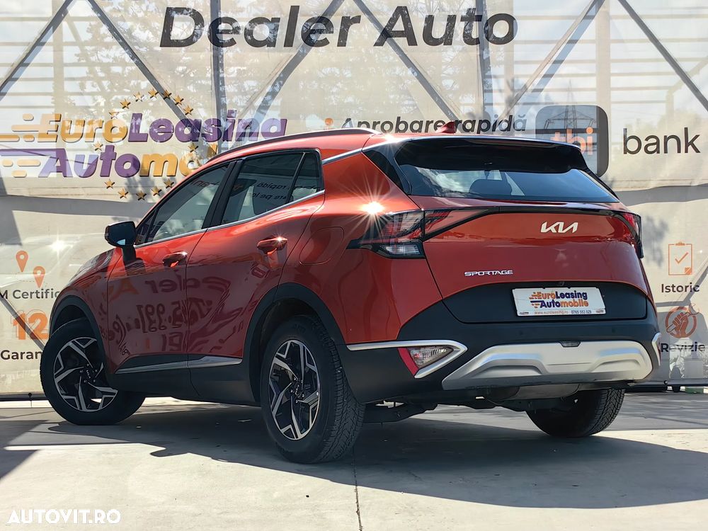Kia Sportage 1.6 DSL MHEV 7DCT HP 4x2 Business Line - 14