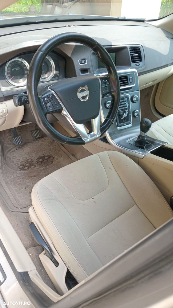 Volvo S60 D3 Start-Stop Basic - 8