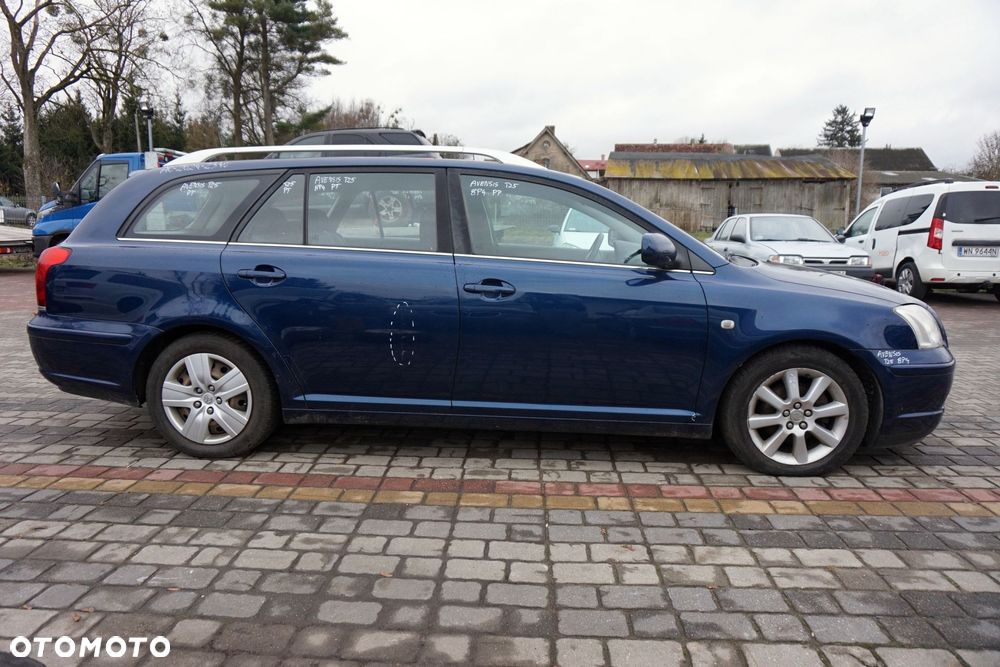 TOYOTA AVENSIS II T25 KOMBI 8P4 1.8 16V KM GRANATOWY na części - 6