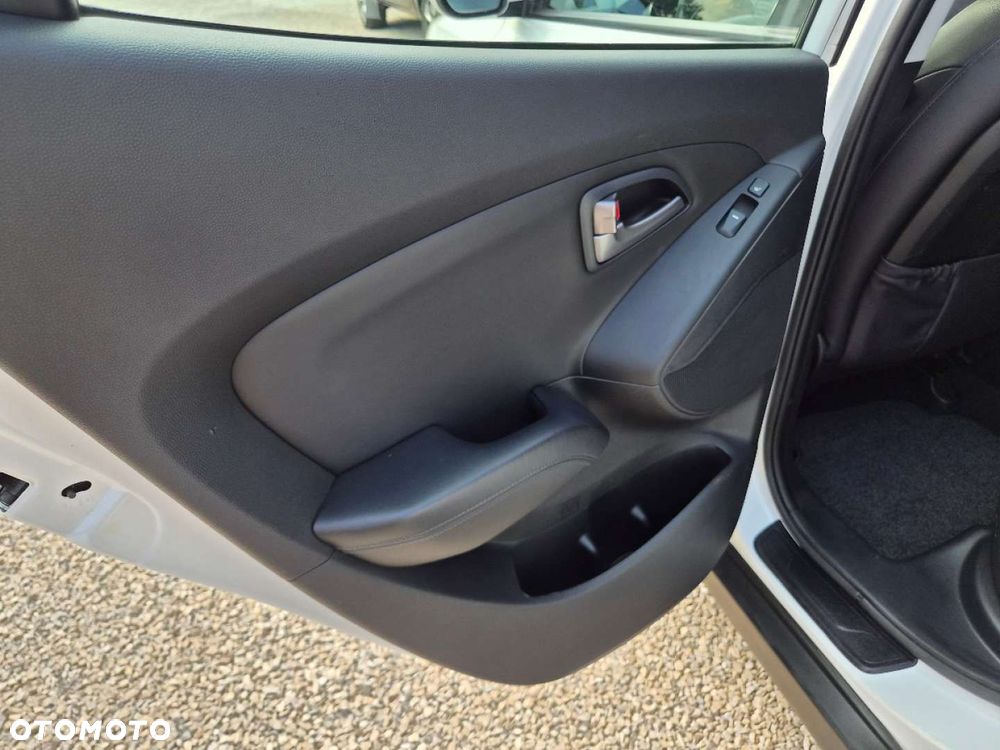 Hyundai ix35 1.6 GDI Premium 2WD - 18