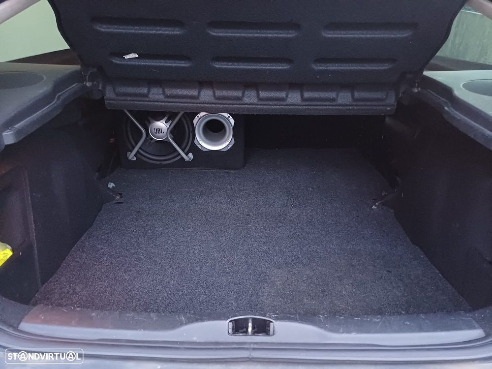 Citroën C4 1.6 HDi 110 VTS - 4