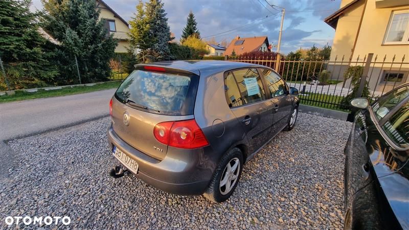 Volkswagen Golf 1.9 TDI Trendline - 26