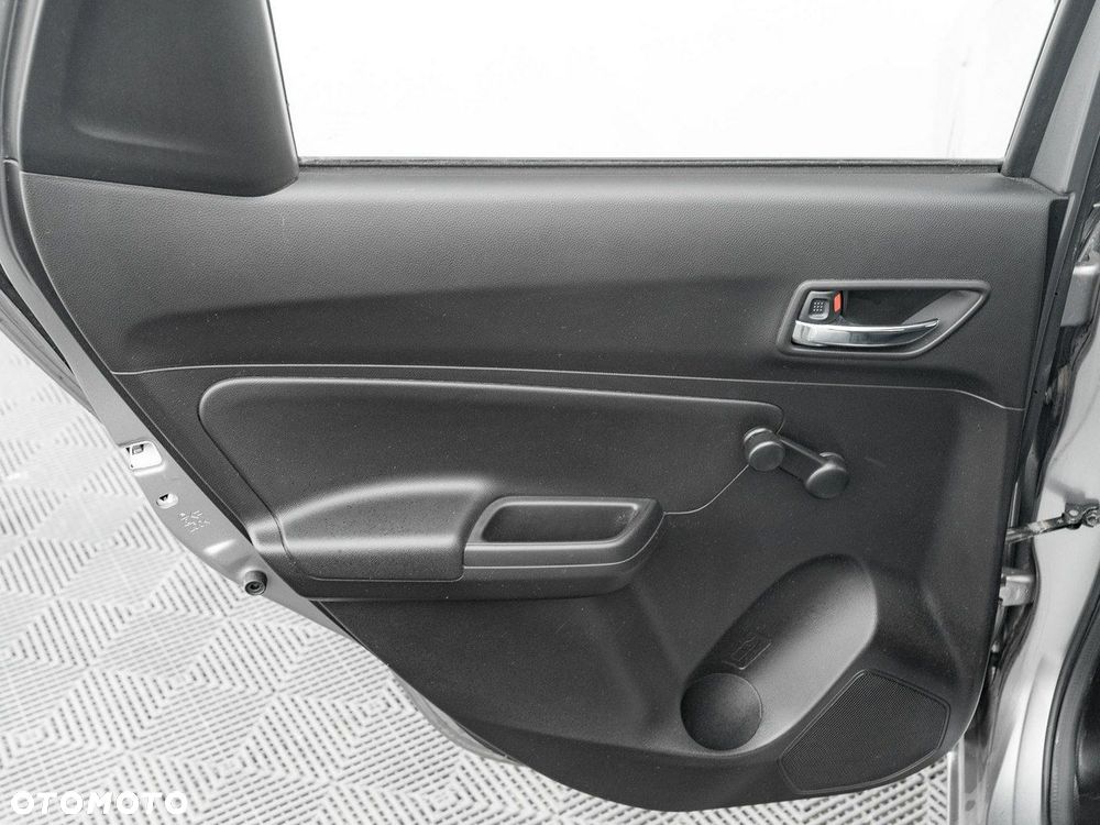 Suzuki Swift - 21