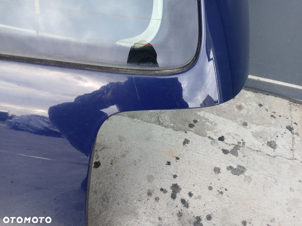 Klapa Bagażnika LA5E z Szybą Passat B5 Lift Kombi - 9