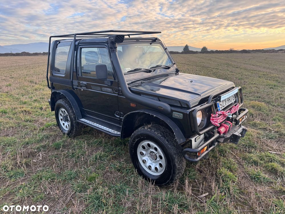 Suzuki Samurai 1.3 JX Canvas Top - 1