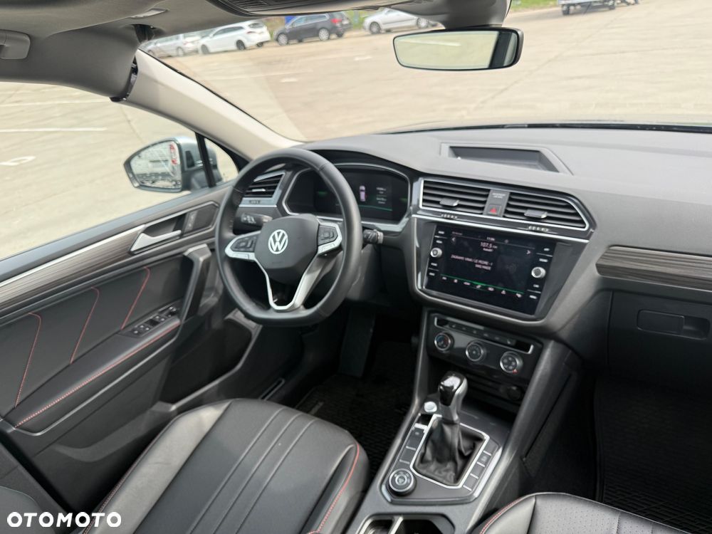 Volkswagen Tiguan Allspace 2.0 TSI 4Mot Life DSG - 20
