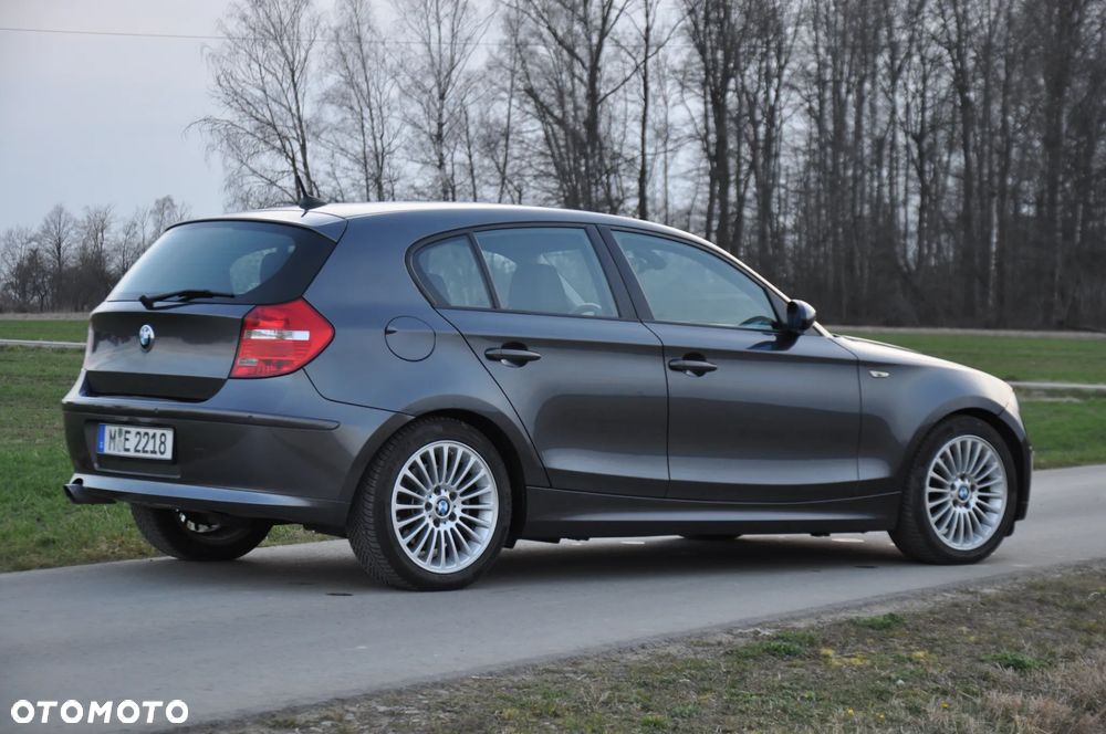 BMW Seria 1 118d - 4