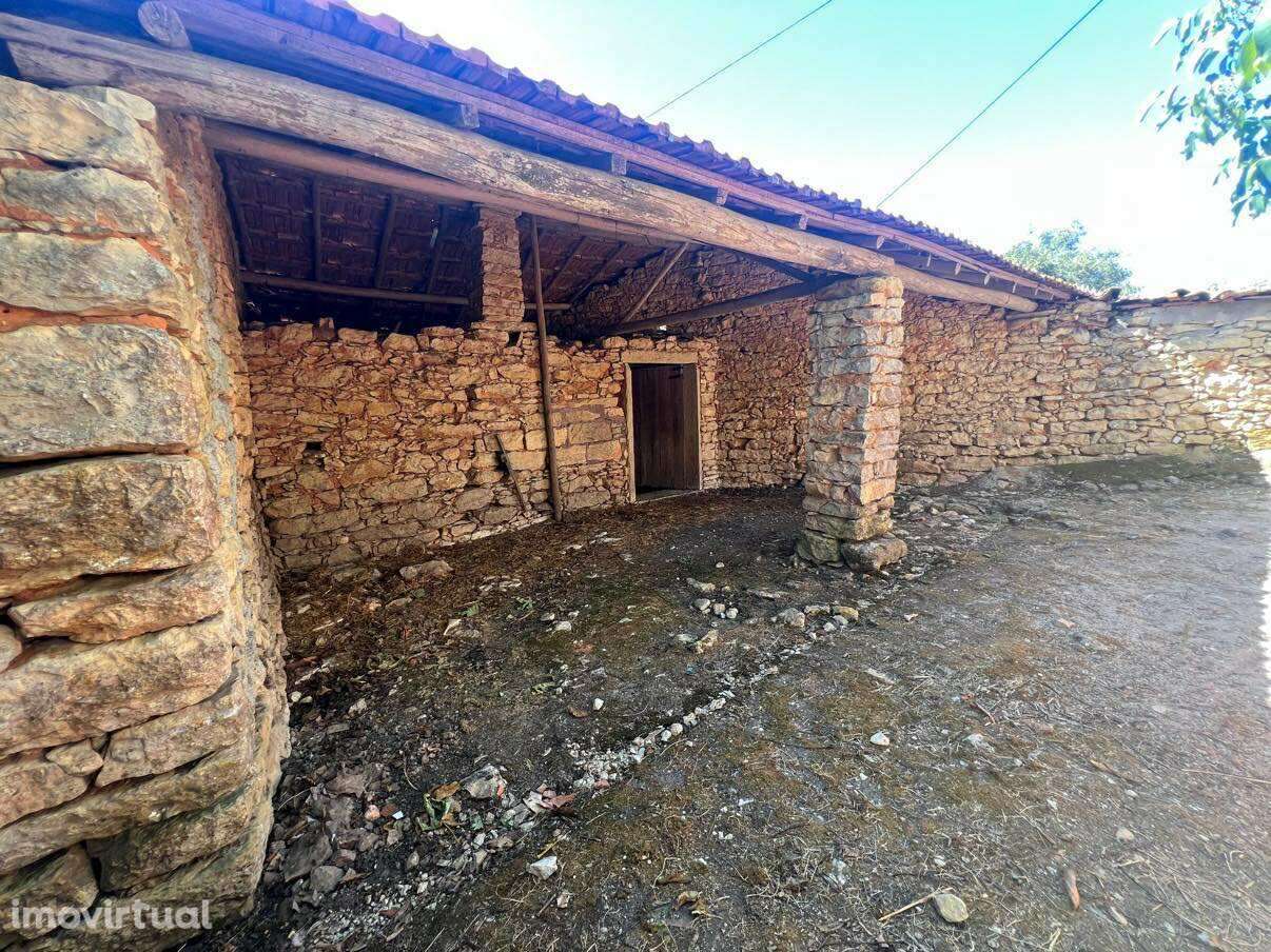 Casa em Pedra - CH3172/26 - Grande imagem: 2/15