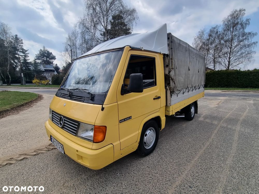 Mercedes-Benz MB-100 DL - 1