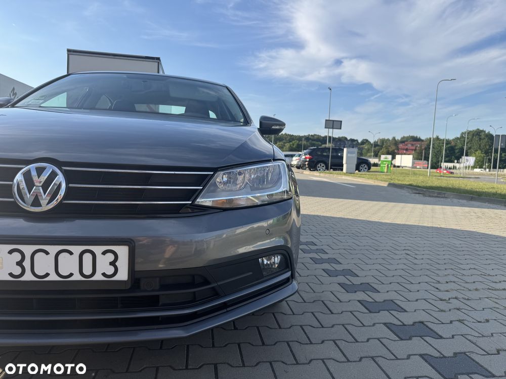 Volkswagen Jetta 1.4 TSI BMT Comfortline - 19